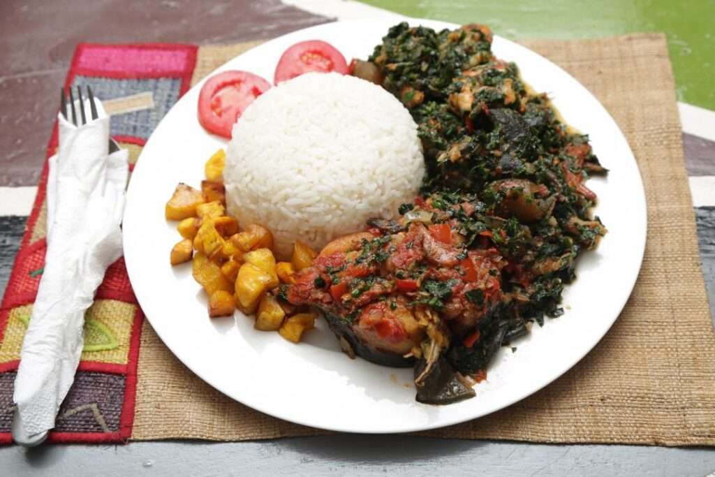 PLAIN STEAMED RICE WITH VEGGIE SAUCE – M & I Foods